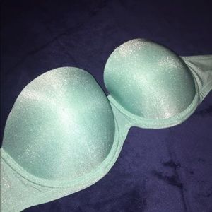 Pink Strapless push-up bra